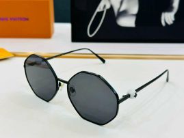Picture of LV Sunglasses _SKUfw57312942fw